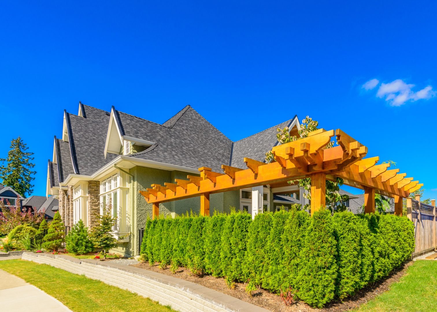 Homes for sale in Hunters Creek, FL